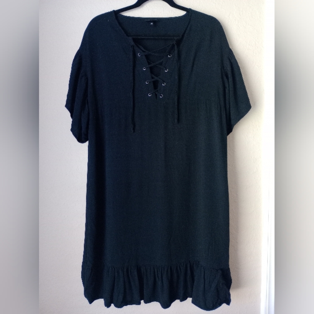 Who What Wear Women's Black Lace-Up Dress Size M